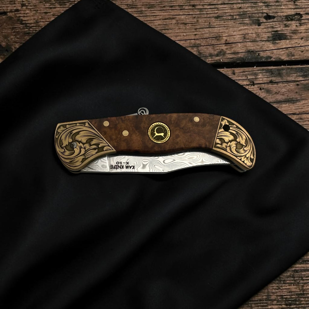 Kabartma Görünümlü Koleksiyonluk Çakı – Model 15
