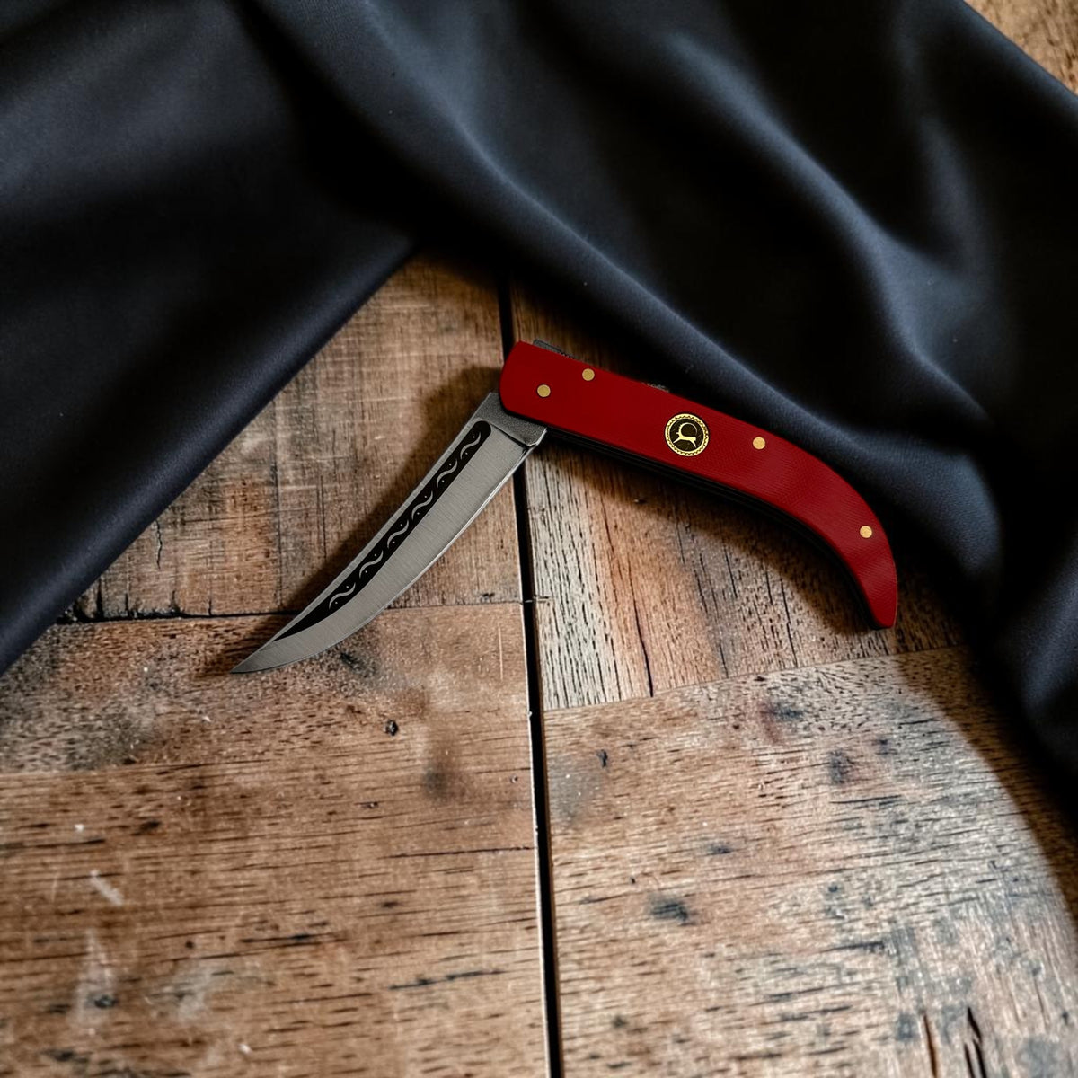 Kırmızı İnce Form Katlanır Çakı – Model 25