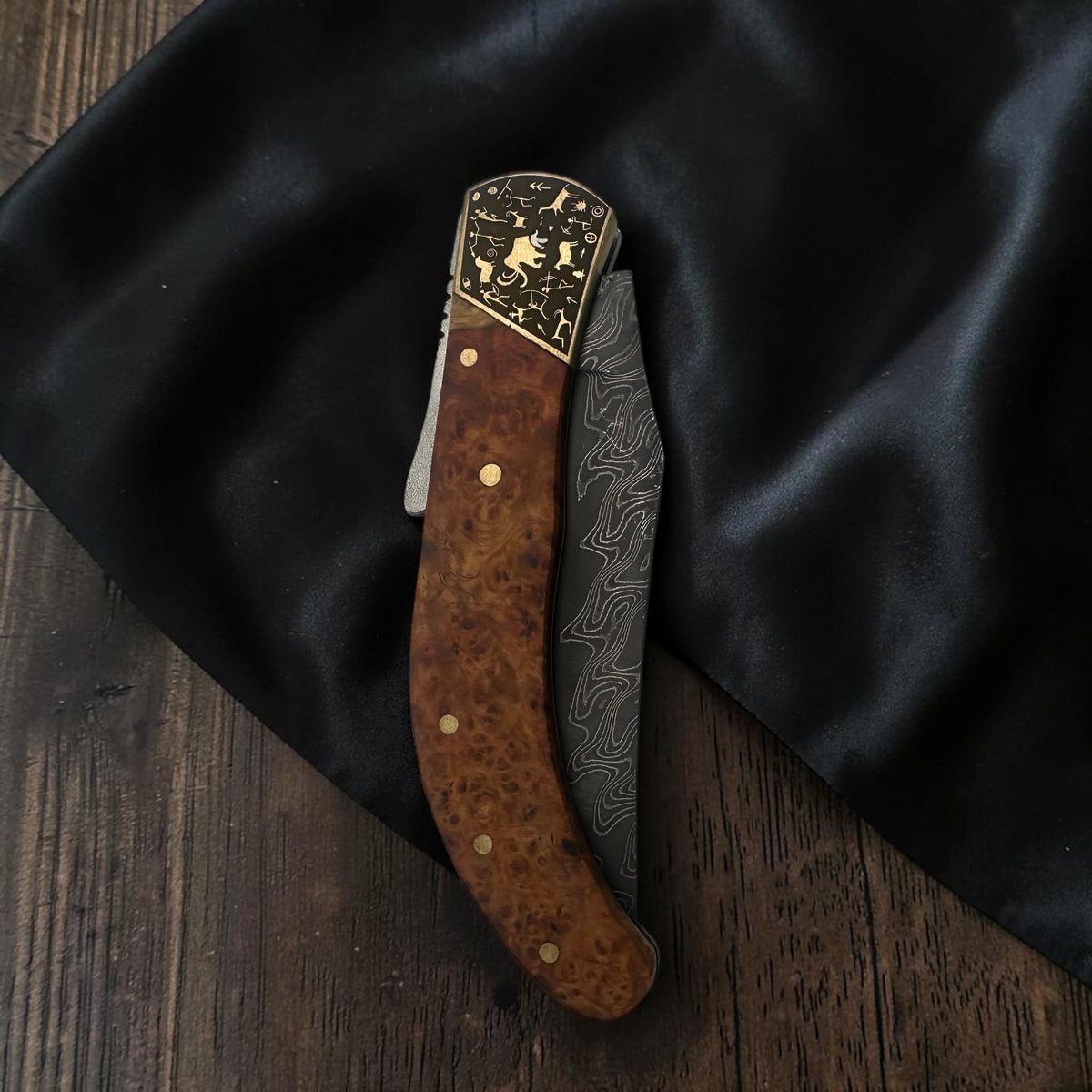 Ahşap Görünümlü Özel Detaylı Katlanır Çakı – Model 12