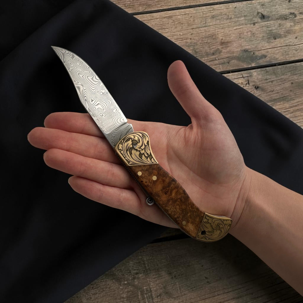 Kabartma Görünümlü Koleksiyonluk Çakı – Model 15