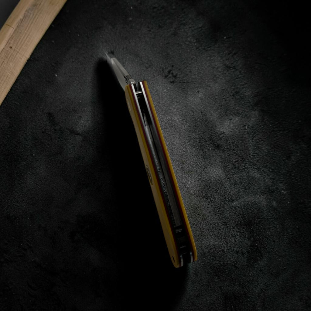 Hardal Sarısı Saplı Katlanır Çakı – Model 38