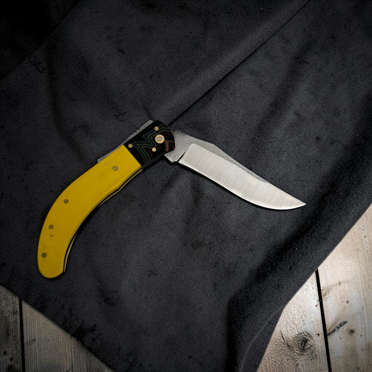 Sarı Saplı Katlanır Çakı – Model 1