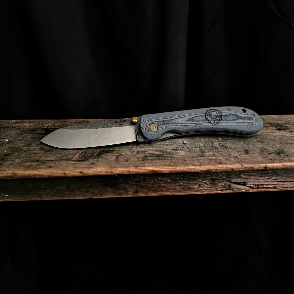 Gri Dekoratif Kapalı Çakı – Model 22