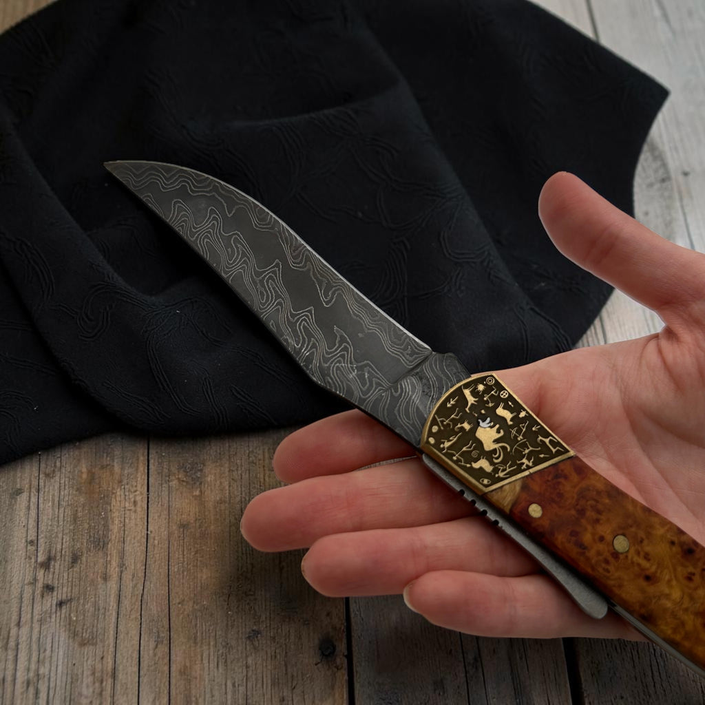Ahşap Görünümlü Özel Detaylı Katlanır Çakı – Model 12