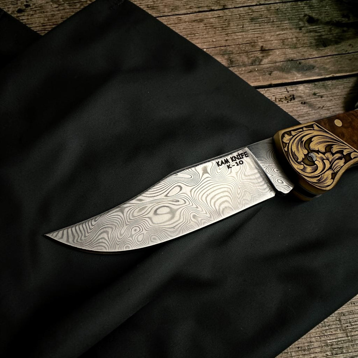 Kabartma Görünümlü Koleksiyonluk Çakı – Model 15